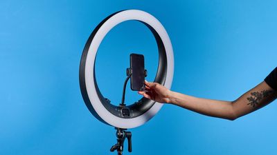 This ring light is truly GOATed — my selfies just got a whole lot better