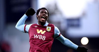 Striker's EFL move 'collapses' after he rejected Celtic on transfer deadline day