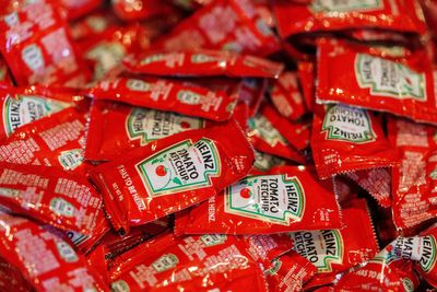 Kraft Heinz to split in two ‘to unleash power of brands’