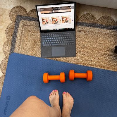 Caroline Circuits 2Mil+ Followers Love Her Simple Strength Training Workouts - and After Trying for Two Weeks, I Already Feel Stronger