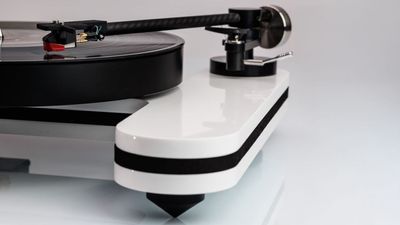 When retro meets sci-fi – this stunning turntable offers a unique way to change playback speeds