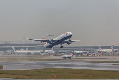 Heathrow airport’s third runway planning costs set to reach £1bn