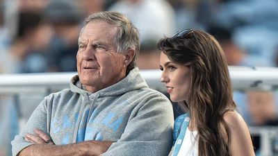 Jordon Hudson Seen Talking to Bill Belichick on UNC Sideline During Team Warmups