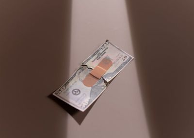 10 Financial Risks That Come From Ignoring Small Debts