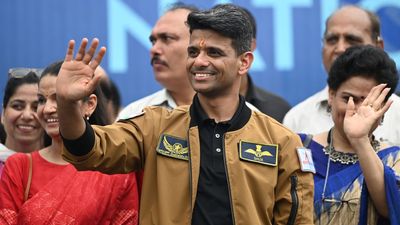 1st Indian astronaut to visit ISS welcomed home as a hero