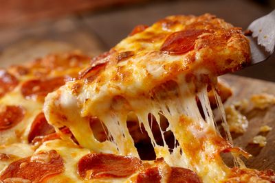 Trader Joe’s issues warning to customers about popular frozen pizza product