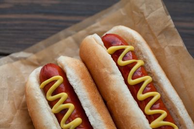 8 Hot Dog Brands Made With 100% Real Meat