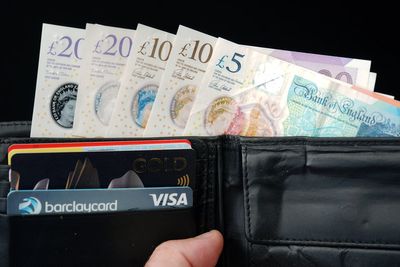 Fears grow over ‘cashless society’ as less than half of people carry physical wallets, report reveals