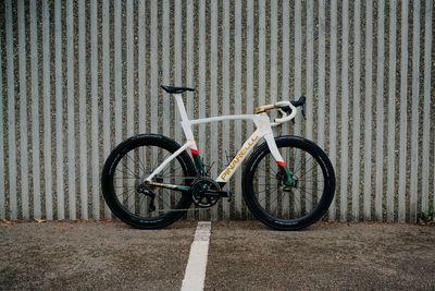 Pro bike check: Geraint Thomas' custom Pinarello Dogma F for his swansong at the Tour of Britain