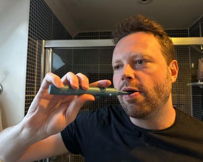 Suri 2.0 electric toothbrush review: does this sustainable brush live up to the hype?