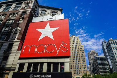 Macy's Gears Up For Q2 Print; Here Are The Recent Forecast Changes From Wall Street's Most Accurate Analysts