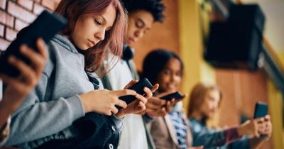 Mobile phone ban in Scottish city primary schools to begin next year