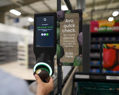 Tesco tries out in-store avocado scanners to assess ripeness