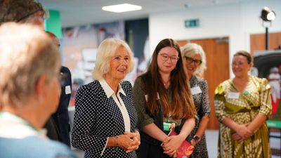 Queen Camilla fought off man who tried to assault her in London train and then, she did the ‘responsible thing’