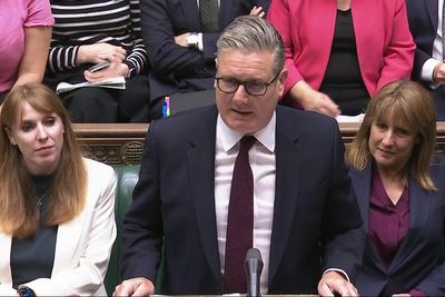 Keir Starmer blasts ‘disgraceful’ Nigel Farage for ‘badmouthing’ UK on Reform leader’s US visit