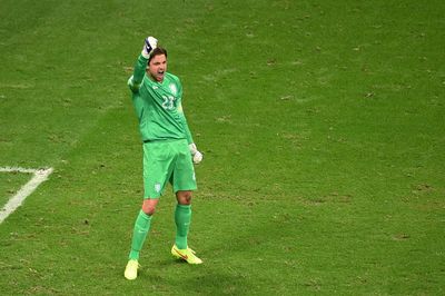 'I remember a shooting session with him, Van Persie and Van der Vaart, they made you feel like an amateur' Ex-Newcastle United and Netherlands international picks his 'Perfect XI'