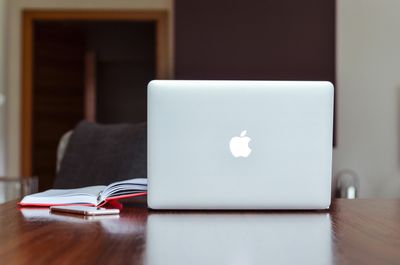 Outrage as Apple Shockingly Brands 2017 MacBook Pro and 2015 Air 'Obsolete' — Even If They Still Work
