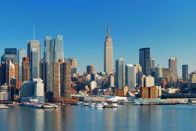 America Now Boasts 1,135 Billionaires Worth A Staggering £4.5 Trillion – Which Industries Made Them Rich?
