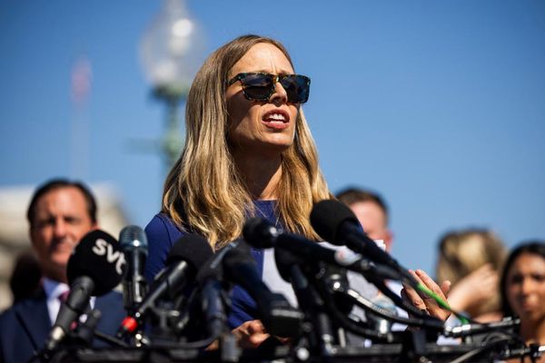 Epstein abuse survivors urge lawmakers to back bill that would release all files