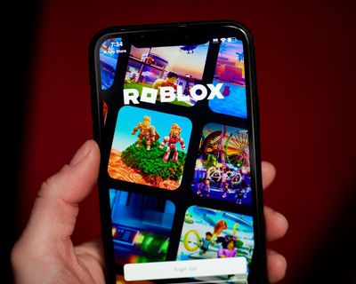Roblox to extend age checks in attempt to curb adults talking with children