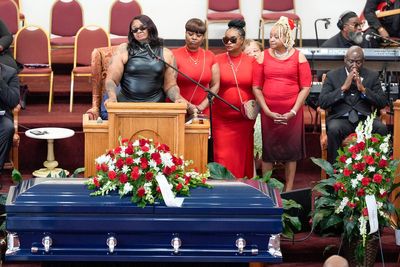4 former Milwaukee hotel workers get probation and time served in dogpile death