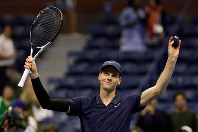 Jannik Sinner cruises to straight-sets win over fellow Italian Lorenzo Musetti