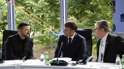 Macron, Starmer rally allies in Paris to push for Ukraine security guarantees