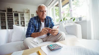 4 Signs Your Social Security Won’t Be Enough To Support Your Retirement