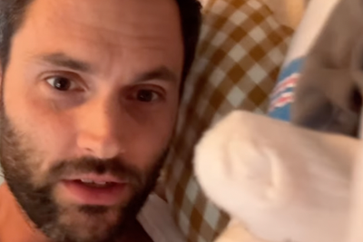 Penn Badgley shares first glimpse of identical twin boys with wife Domino Kirke