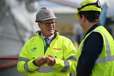 Starmer hopes £10bn deal to build Norwegian warships in Glasgow is first of many