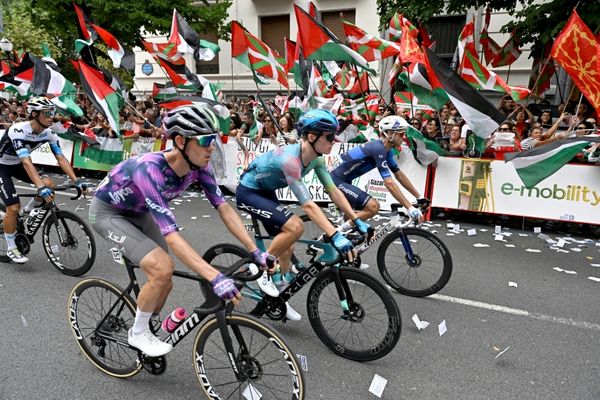 Pro-Palestinian Protests Rock Spain's Vuelta Cycling Race