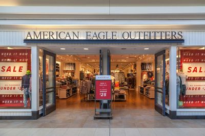 American Eagle Stock Is Soaring Thursday: Here's Why