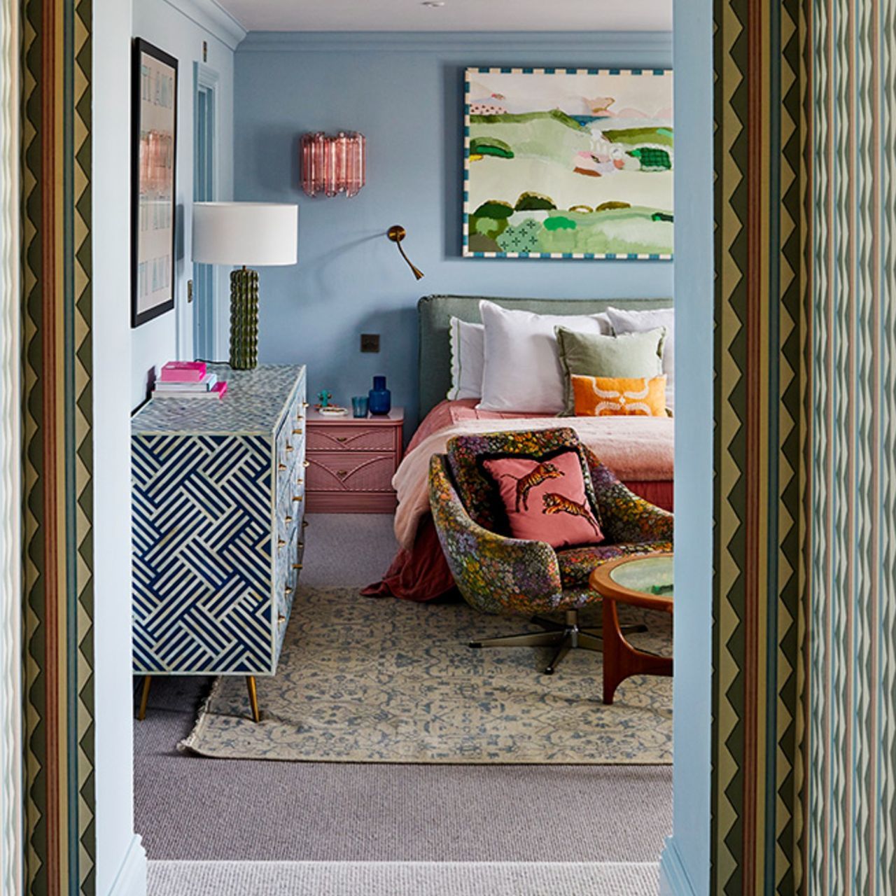 I look at rugs day in, day out as a room decor editor…