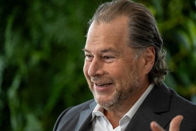 Salesforce CEO Marc Benioff hails Tesla’s Optimus robot as a ‘productivity game changer,’ in video showing what it can and can’t do