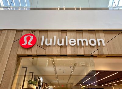 What's Going On With Lululemon Stock Thursday?