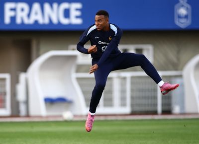 Ukraine vs France: World Cup qualifiers – teams, start, lineups