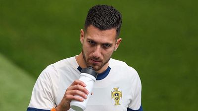 Man Utd Suffer Diogo Dalot Blow, Adds to Existing Injury Concerns