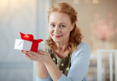 7 Times Seniors Gave Away Too Much and Didn’t Know It