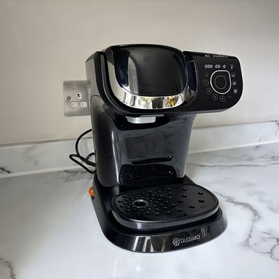 I tried Tassimo’s My Way 2 pod coffee machine, and I think it’s an easy machine for enjoying barista-style drinks