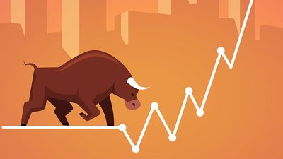 Dow Jones Futures: Market Eyes High As Jobs Report Looms, Broadcom Soars; $1 Trillion For Elon Musk