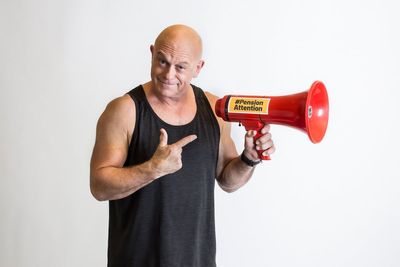 Ross Kemp urges people to strengthen their pension to ‘gain some serious pounds’