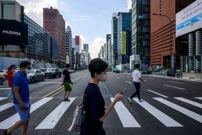 South Korea trials 4-day weeks and half-days for its stressed-out workers