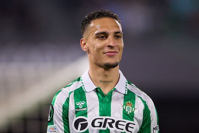 Teary Manchester United flop reveals he turned down Bayern Munich to secure dream transfer reunion