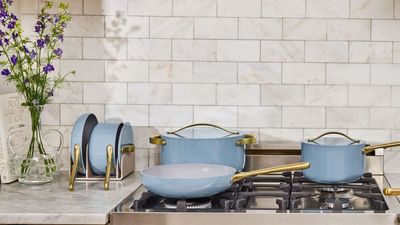 Goodbye kitchen chaos! I’m smitten with this 'coastal calm' cookware launch – it's non-toxic, clean, and made to be seen