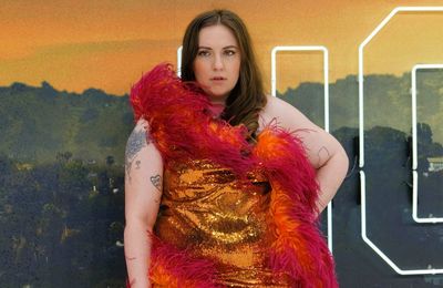 Lena Dunham wrote memoir 30 days after leaving rehab