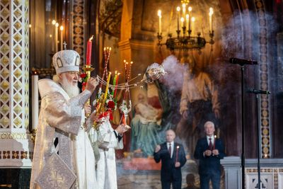 Ukraine moves to ban Orthodox church it claims is linked with Moscow