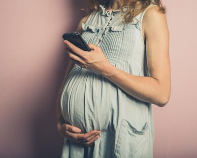 How social media tries to exploit your pregnancy