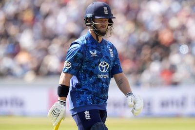 England rest Ben Duckett and call up Sam Curran for forthcoming T20 series