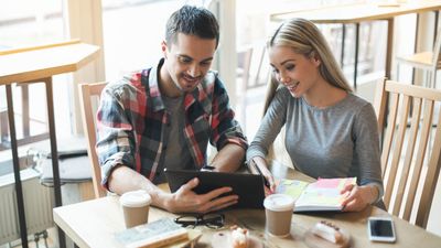 Should You Ever Go Into Debt To Pay for a Vacation? Experts Weigh In
