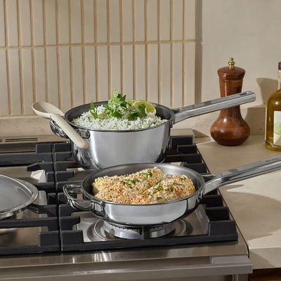 I was worried about non-stick coating flaking off in my food until I tried this 'indestructible' titanium pan